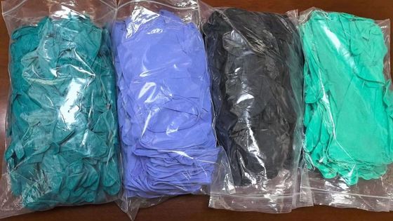 1回使用可能な黒色ニトリル検査手袋 サイズ S M L XL 9 インチ Aql 1.5 ガーデニング用